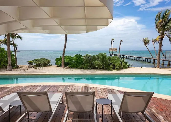 Apartamento Beachfront 2br At Tankah Bay